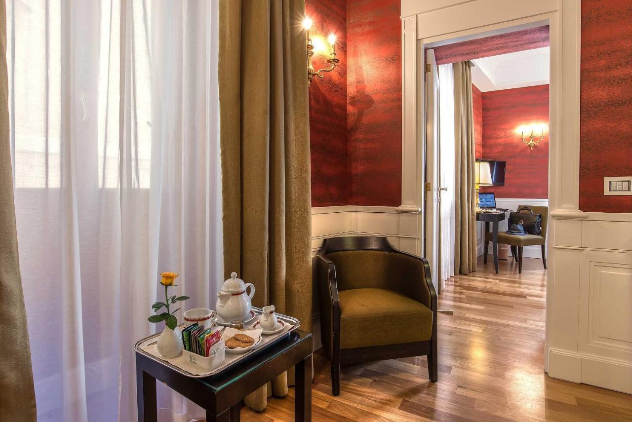 Del Senato 3* Rome