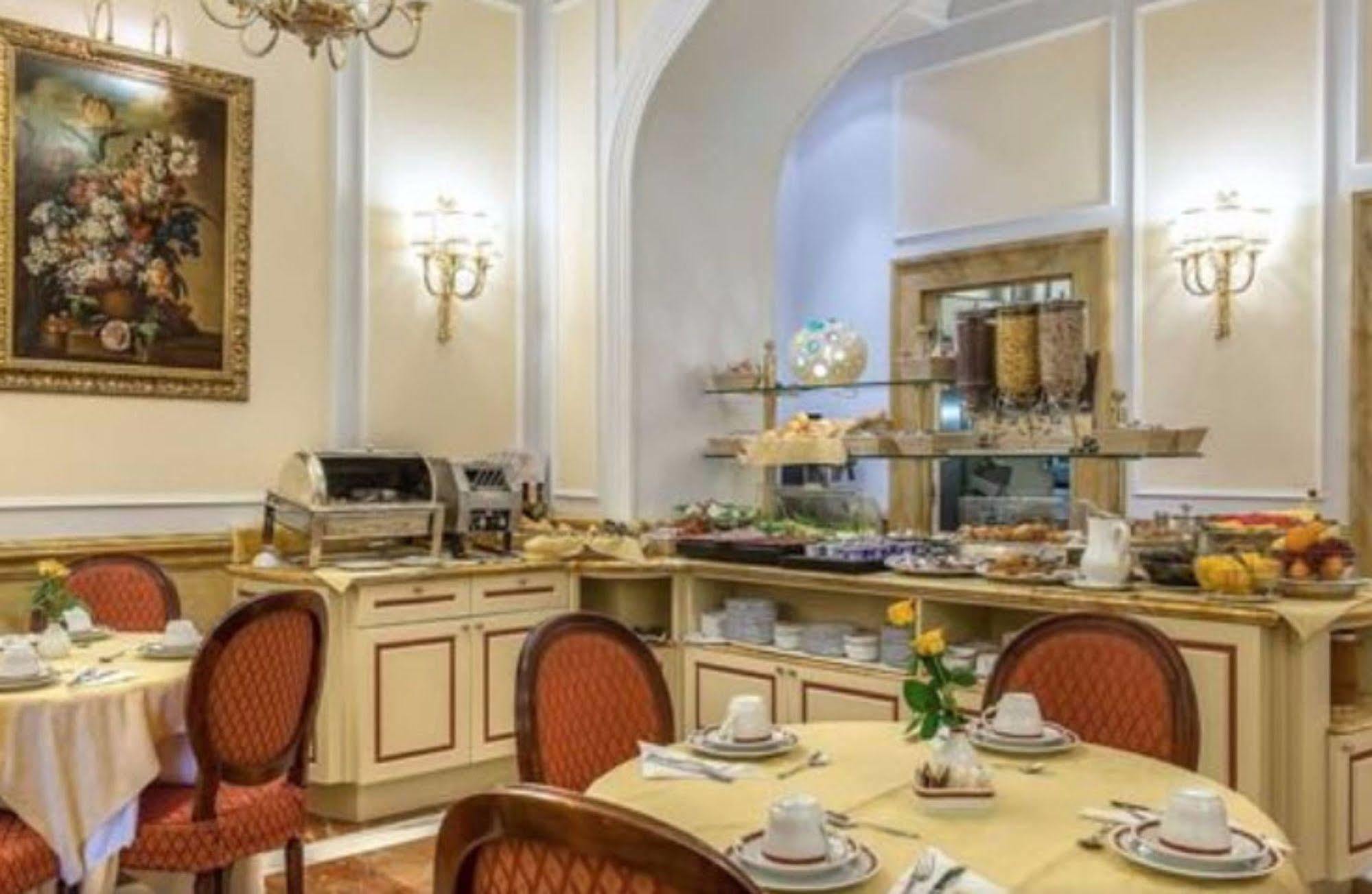 Del Senato Hotel Rome